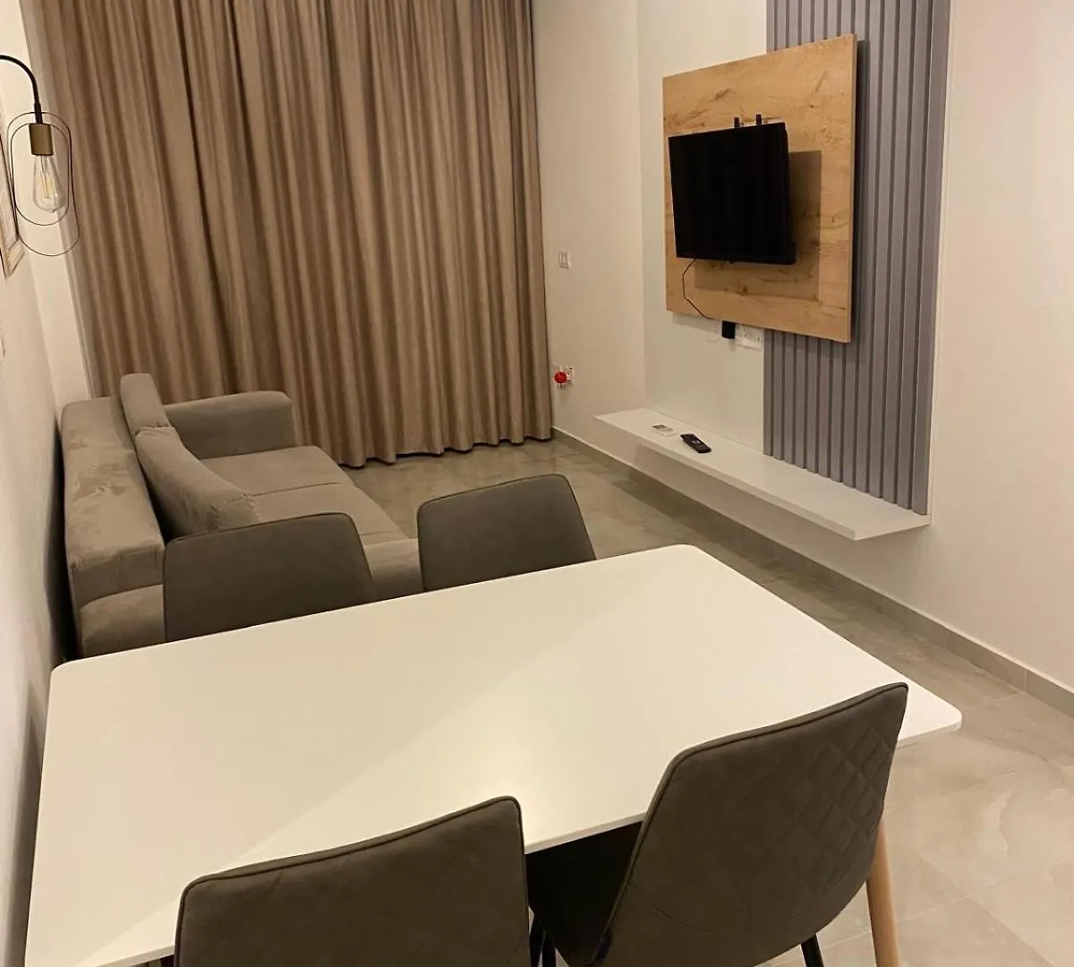 Aj Apartments Bashkia e Orikumit